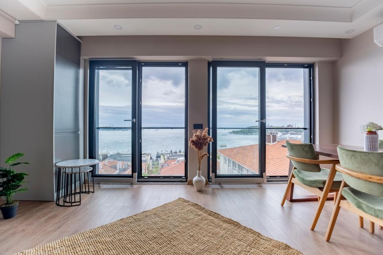 New And Modern Flat With Sea View