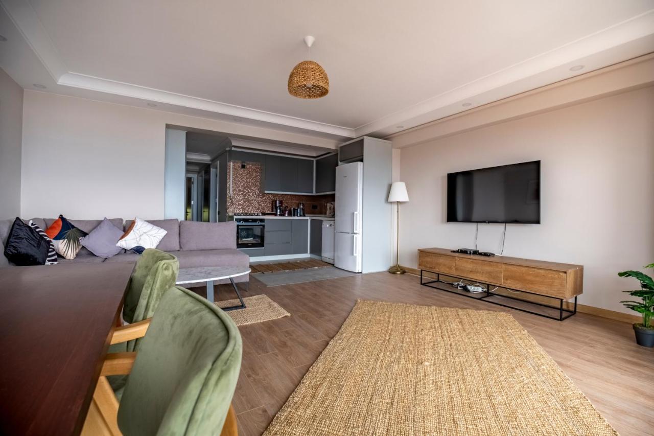 New And Modern Flat With Sea View Daire
